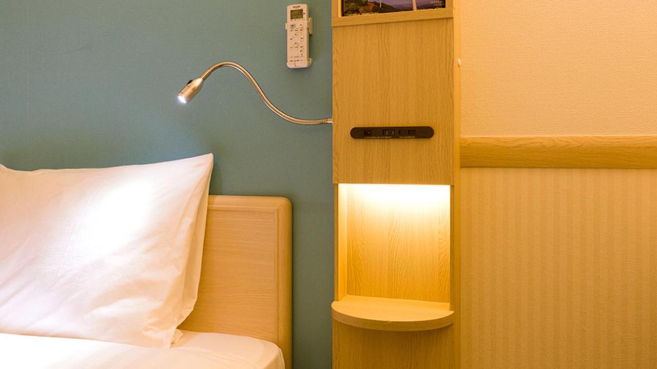 Toyoko Inn Kita-Asaka-Eki Nishi-Guchi Ngoại thất bức ảnh