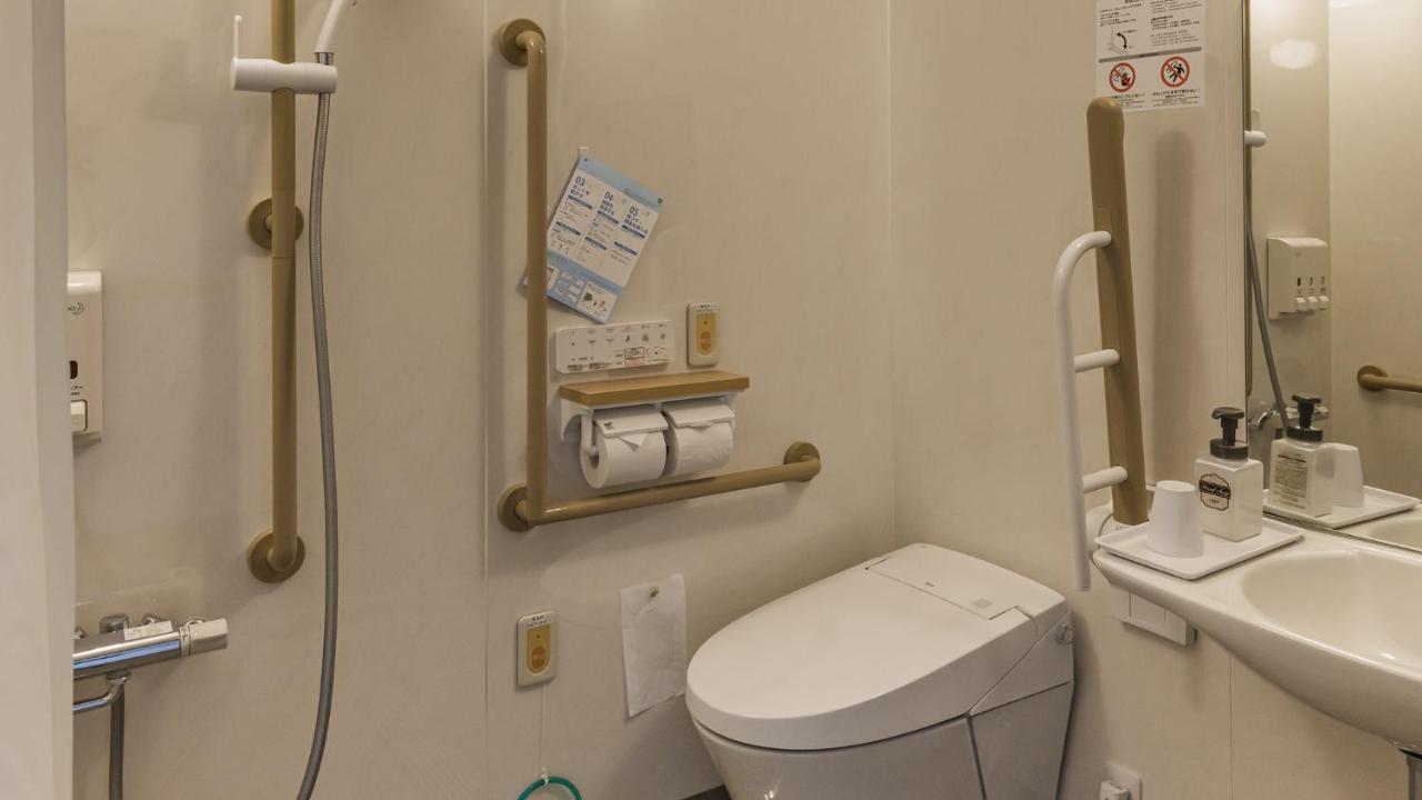 Toyoko Inn Kita-Asaka-Eki Nishi-Guchi Ngoại thất bức ảnh